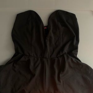 Strapless Black Jumpsuit With Pockets